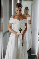 Fashionable White A-Line Off-the-shoulder Split Front Lace-up Long Wedding Dress Panel Train